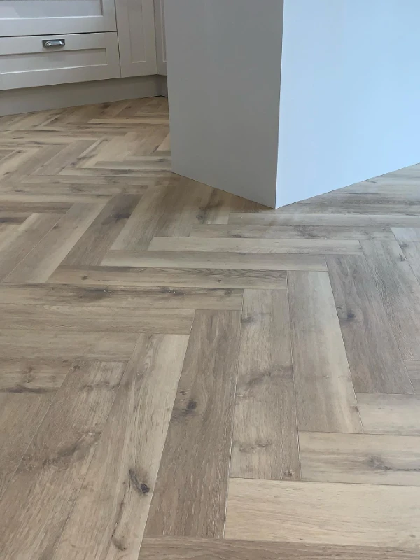 lvt5